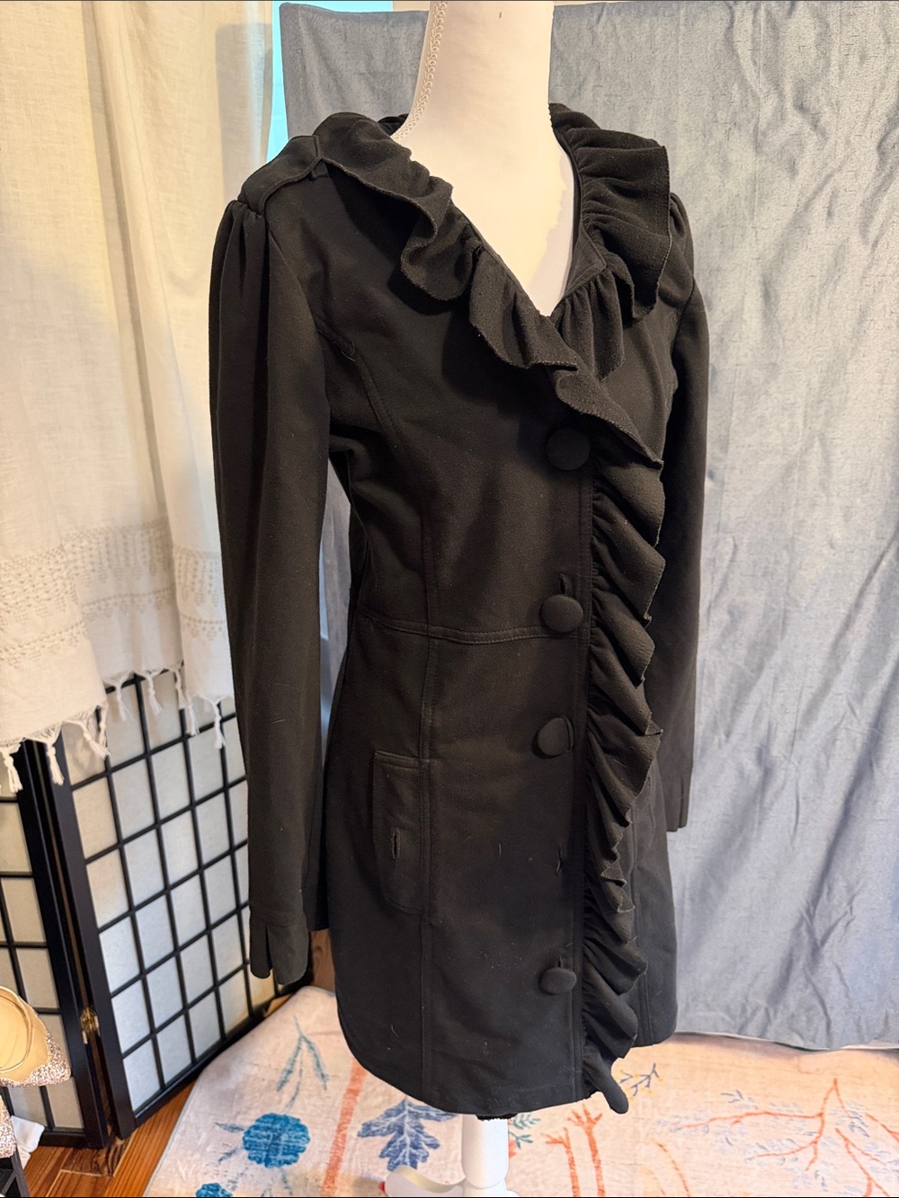 Kut from the Kloth Lare Black Ruffle-Front Long Sleeve Dress Coat